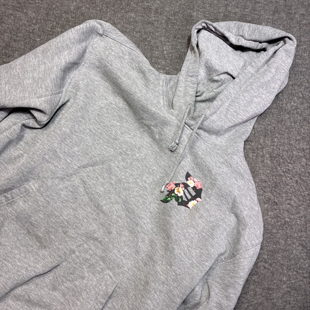 Primitive Hoodie Mens Large Gray Floral Graphic Distressed Streetwear Y2K Skate